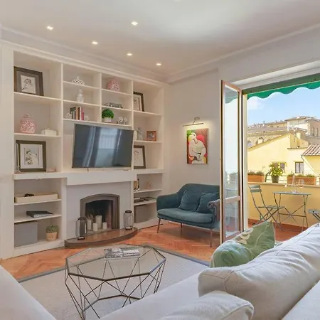 Daire Designer View Terrace In Center